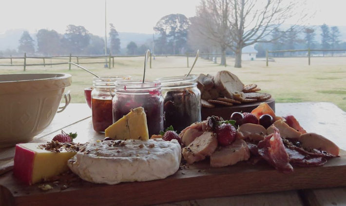 The food table at the talk by harry Wels